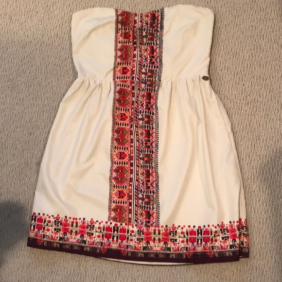 Roxy Dresses & Skirts - Roxy Strapless Dress